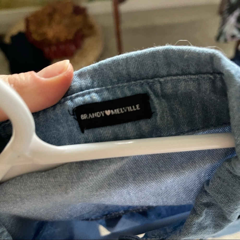 Brandy Melville BM Denim Crop Top Shirt - Picture 5 of 5
